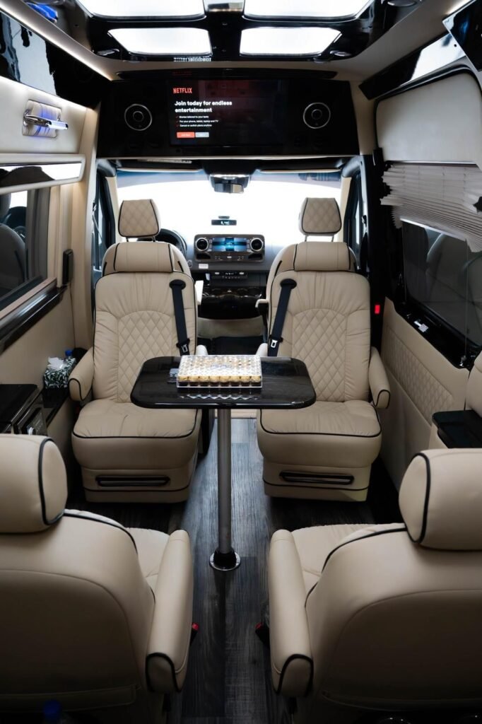 Reliable Pearson Airport Limousine Service | 24/7