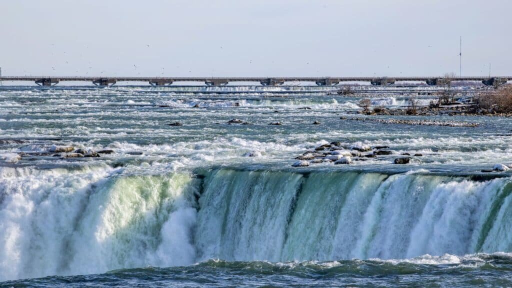 Horseshoe Falls at Niagara Falls seen from the Canadian side